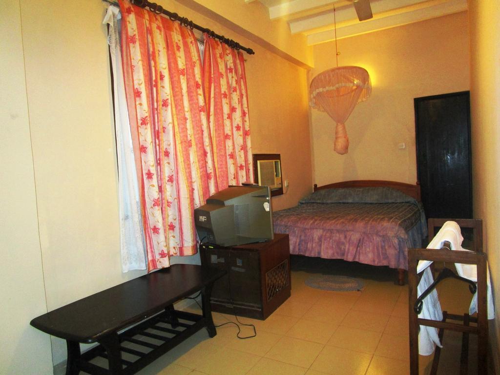Hotel Shalini Anuradhapura Pokój zdjęcie