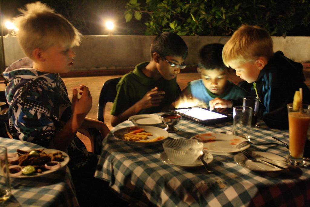 Hotel Shalini Anuradhapura Zewnętrze zdjęcie