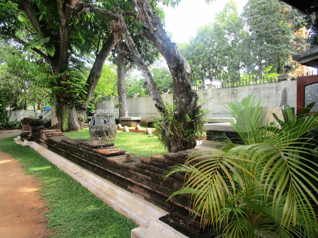 Hotel Shalini Anuradhapura Zewnętrze zdjęcie
