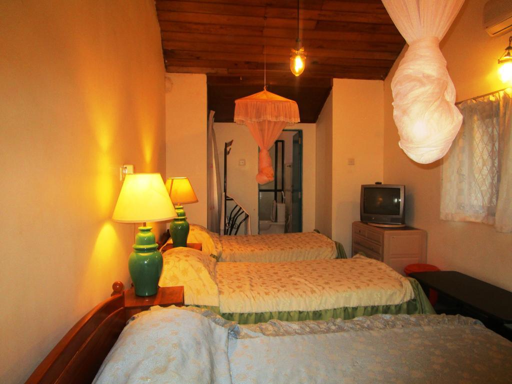 Hotel Shalini Anuradhapura Pokój zdjęcie
