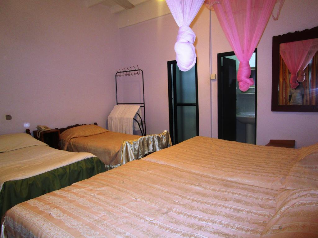 Hotel Shalini Anuradhapura Pokój zdjęcie