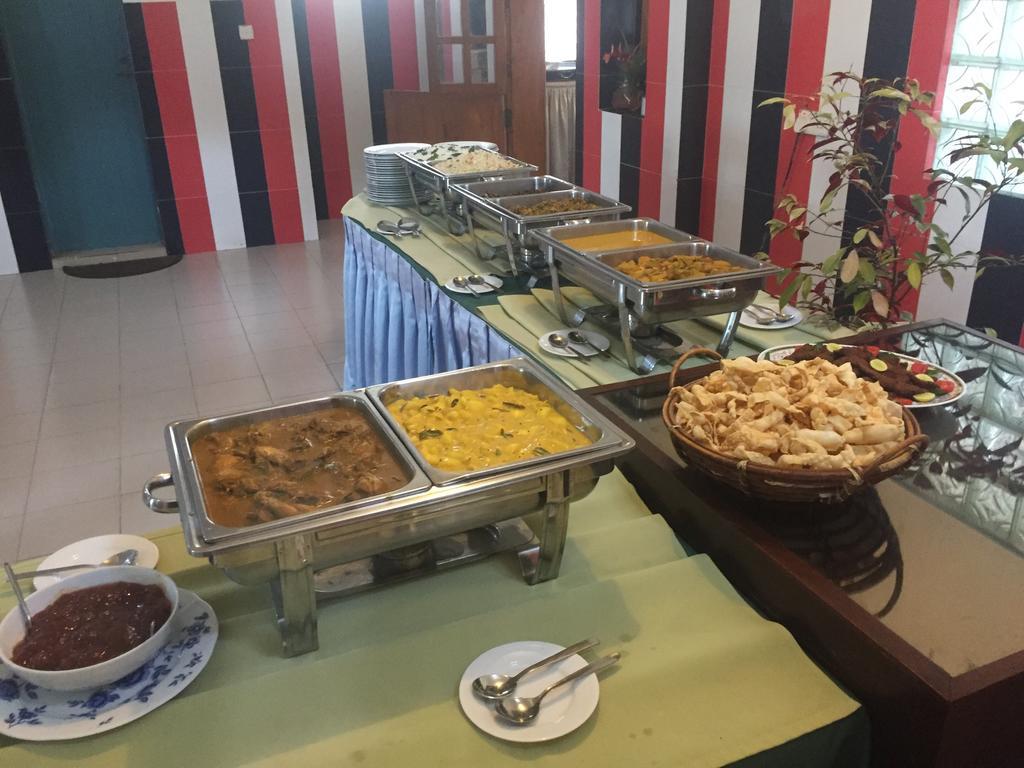 Hotel Shalini Anuradhapura Zewnętrze zdjęcie