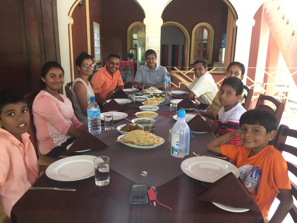 Hotel Shalini Anuradhapura Zewnętrze zdjęcie